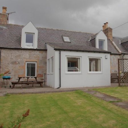Mike'S 3-Bedroom Countryside Cottage Alness Exterior foto