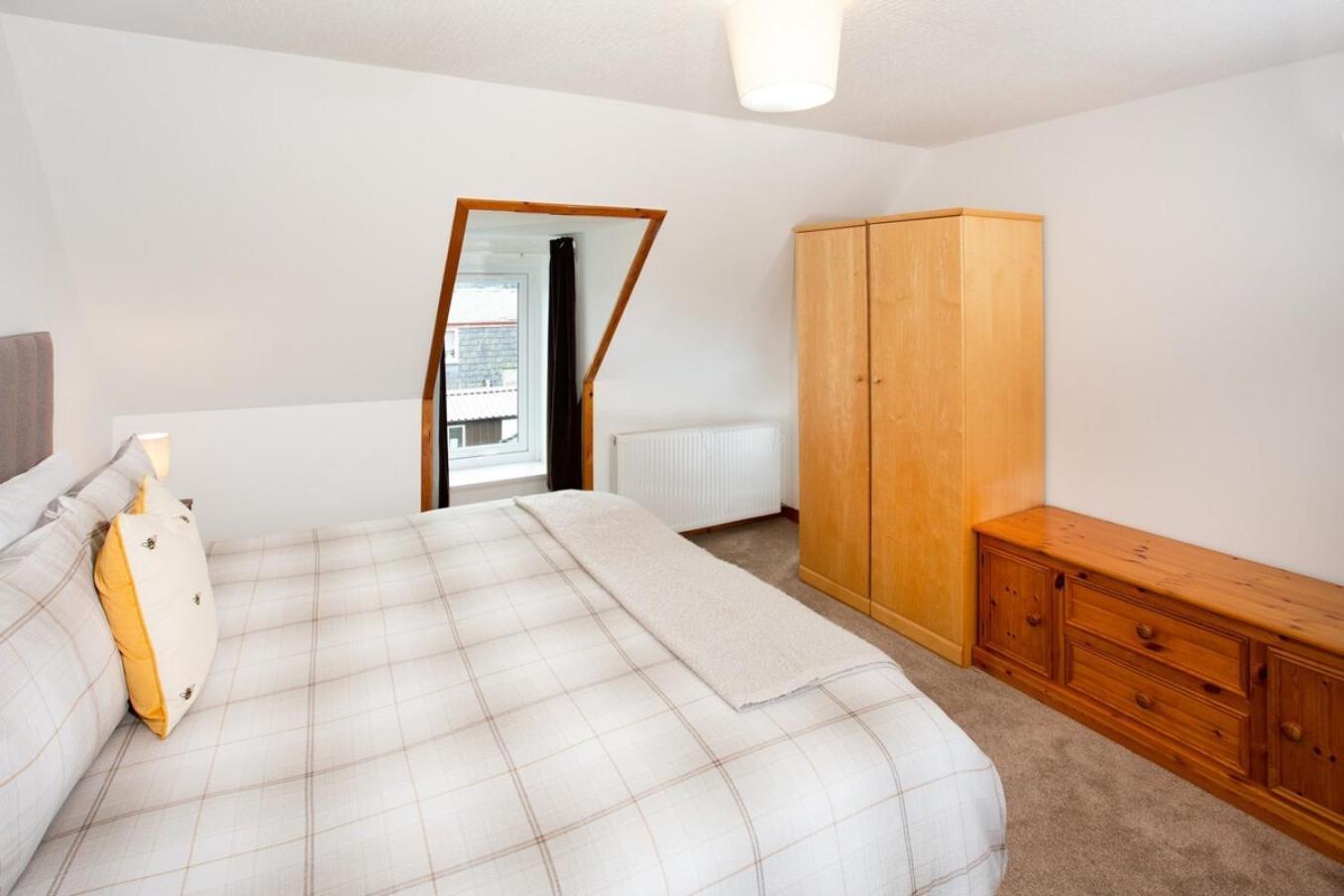 Mike'S 3-Bedroom Countryside Cottage Alness Exterior foto
