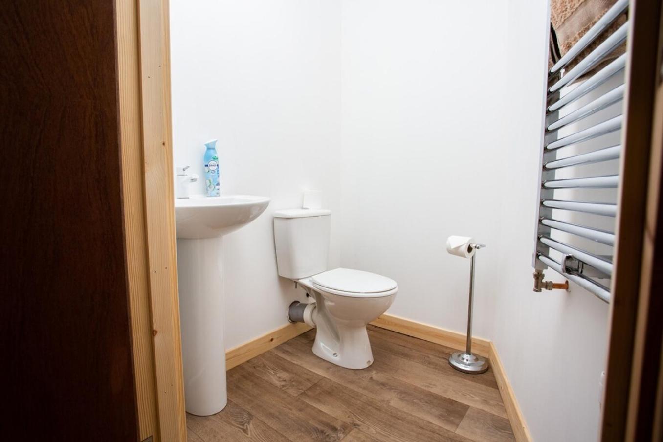 Mike'S 3-Bedroom Countryside Cottage Alness Exterior foto